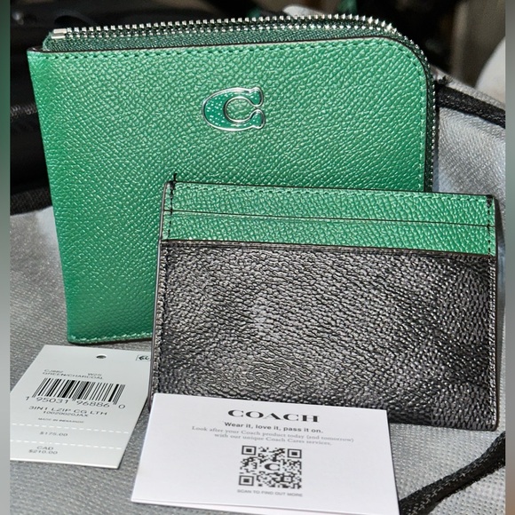 Coach Handbags - Coach 3 in 1 L-Zip Green and Black Leather Wallet